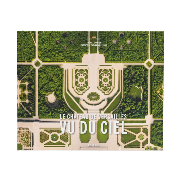 ChateaudeVersaillesvuduciel_Une
