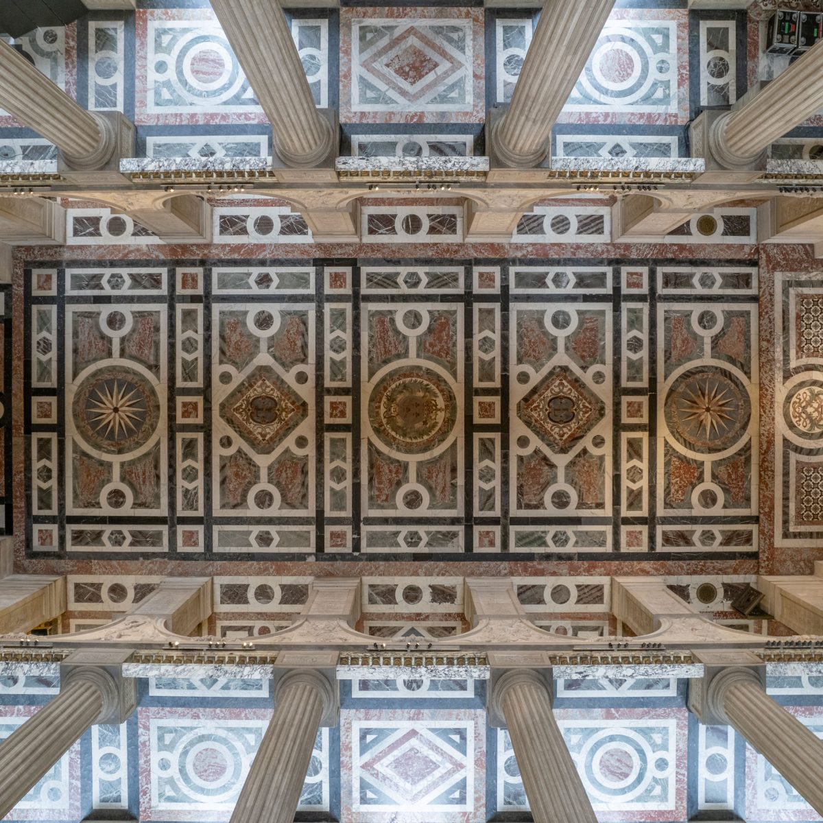 La Chapelle Royale vue du ciel par Thomas Garnier