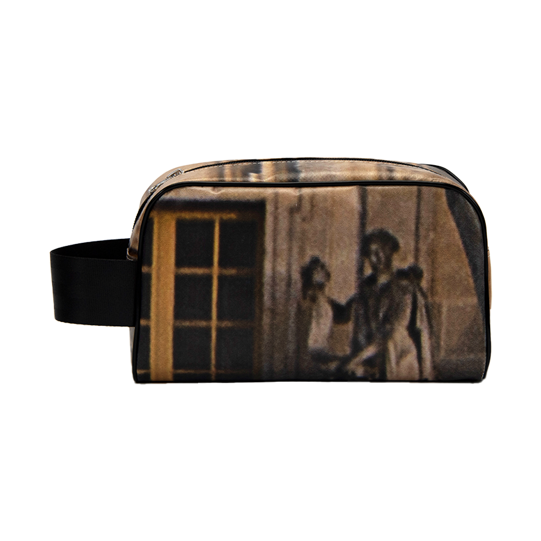 Trousse-Toilette_400-ans_37975D-1_Back