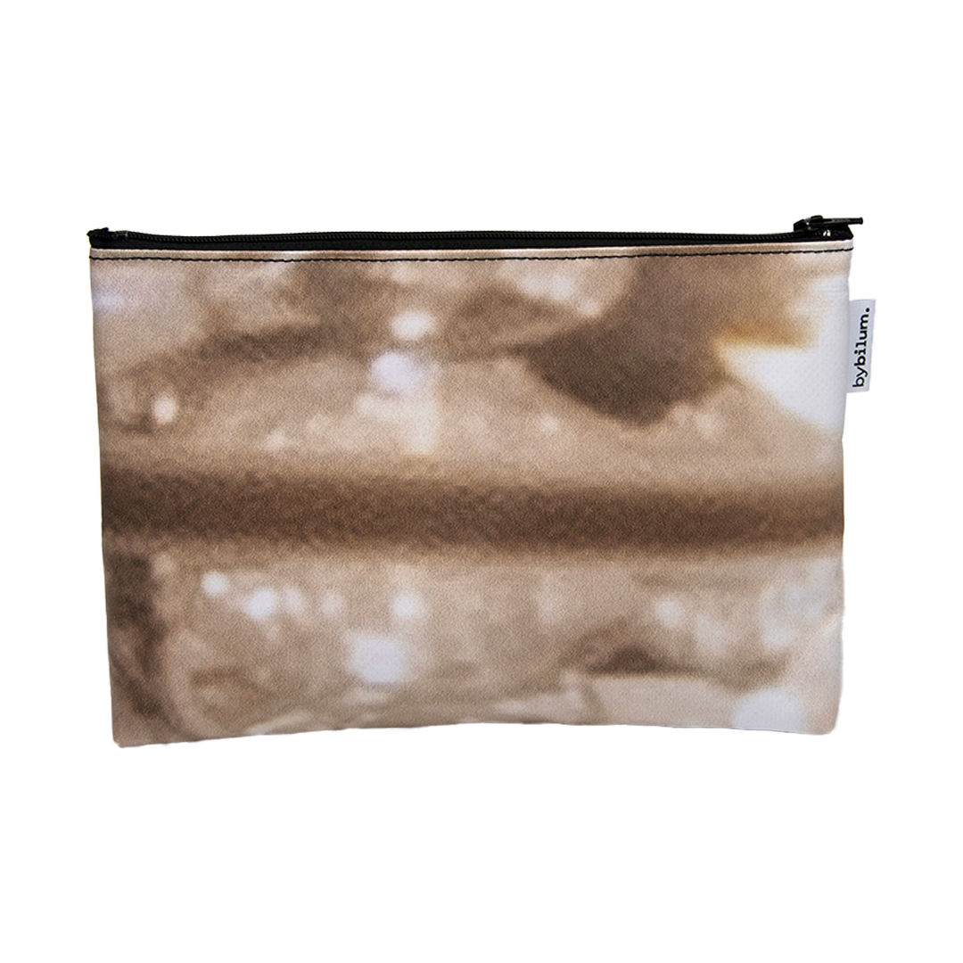 Trousse_400-ans_37982B-2_Back